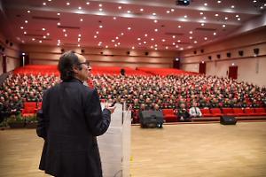 Educazione alimentare e benessere: allievi della Guardia di Finanza a lezione di salute con il coach Berloco