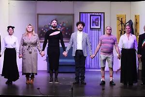 Fusco: in scena la comicità de "I viandanti sognatori" con "Ce' se mange osce"