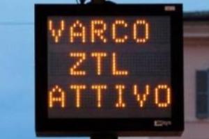 Ztl, pass in scadenza il 1° giugno: rinnovo automatico per i residenti del centro storico