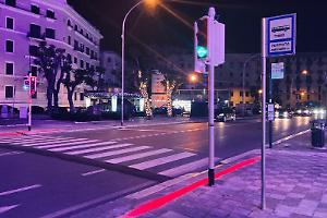 Attivi 5 nuovi semafori a chiamata per pedoni: tecnologia, inclusione e sicurezza al centro del progetto. Le foto