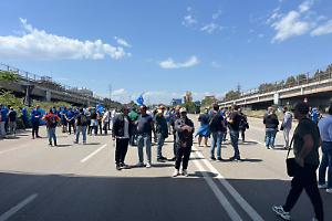 Nuovo rinvio, il vertice a Roma  sull'ex Ilva slitta a dopo il ballottaggio