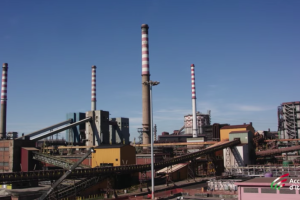 Ex Ilva, Flacks rilancia: "Non me vado dall’Italia finché non firmerò l’accordo"