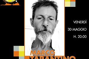 "Stai Parlato live" a Taranto: Marco Tarantino svela il suo nuovo romanzo "Nel vento"