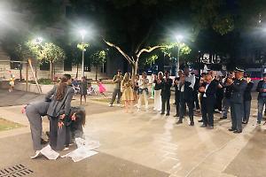 Piazza Cesare Battisti rinasce con la nuova illuminazione: luce e sicurezza nel cuore della città. Le foto