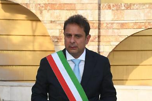 Minacce al sindaco, nuove scritte intimidatorie nel quartiere San Girolamo