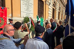 Bari ricorda l’eroica difesa del porto dall’attacco nazista
