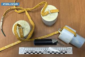 Droga, bombe da mortaio ed esplosivi nell’ex convento dei Cappuccini: due arresti e una denuncia