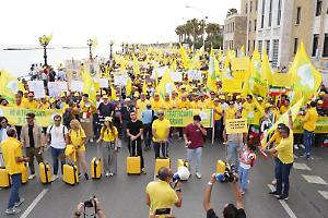 Mobilitazione degli agricoltori, trattori sul lungomare. Come cambiano i percorsi