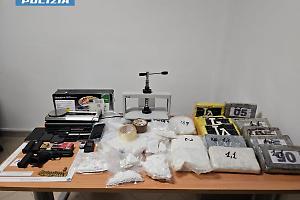 Fiumi di droga dal Barese al Salento, sequestrata coca e armi