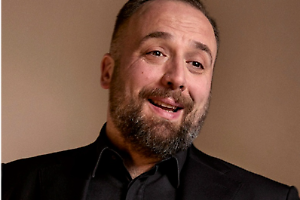 L'eclettismo di Raphael Gualazzi inaugura la stagione "Eventi musicali" dell'Ico tarantina