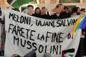 Striscione choc alla manifestazione per Gaza, scontro politico e condanna bipartisan