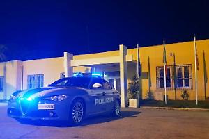 Controlli nei locali della movida: arrestato un 30enne con una pistola modificata