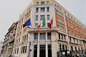 Case popolari occupate abusivamente, scattano i sequestri