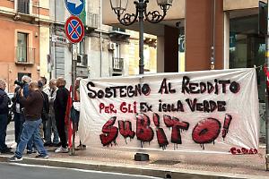 Ex Isolaverde davanti alla Prefettura: 73 lavoratori senza reddito da mesi chiedono risposte immediate