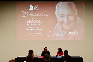 Capodanno solidale al Petruzzelli: Mogol protagonista della serata a favore dell’Unicef