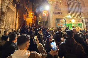 Folla record per l’anteprima della Sagra della Pettola: la Città Vecchia torna a riempirsi di vita