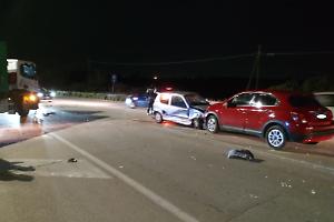 Carambola d'auto verso Paolo VI: un uomo in codice rosso, una donna incinta e la figlia in ospedale. Le foto