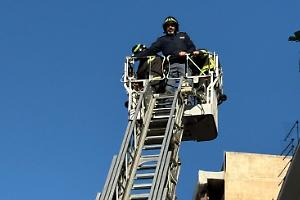 Scattano i soccorsi, corsa contro il tempo per evitare una tragedia