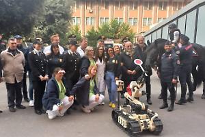 I Carabinieri regalano un sorriso ai piccoli pazienti del SS. Annunziata