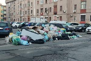 Guerra agli sporcaccioni, arrivano le telecamere mobili invisibili