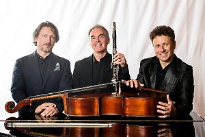 A Taranto il viaggio nel tempo di Meloni, Laffranchini e Libetta