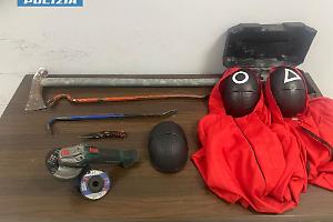 Furto in una scuola, scatta l'arresto