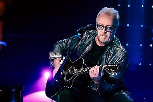 Umberto Tozzi a Bari: l'ultimo addio al Palaflorio