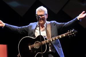 Michele Zarrillo: il tour "L’elefante e la farfalla" arriva a Martina Franca