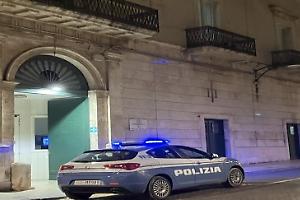 Maxi blitz antidroga, 25 arresti per droga. Tutti i dettagli