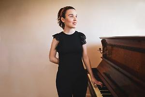 L'incanto di Frida Bollani Magoni al Teatro Fusco