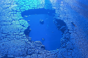 Tangenziale, pioggia apre voragini sull’asfalto: diverse auto danneggiate