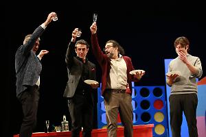 "Un sabato con gli amici": a Taranto va in scena la black comedy di Camilleri