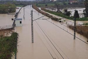Maltempo, strade sotto pressione in Puglia: frane e allagamenti sulla rete Anas