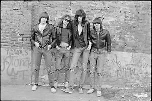 A Taranto la leggenda dei Ramones negli scatti di Roberta Bayley