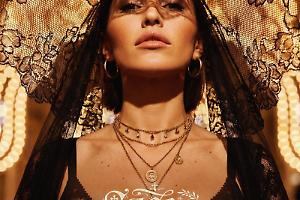 Serena Brancale si racconta nel nuovo album "Sacro"