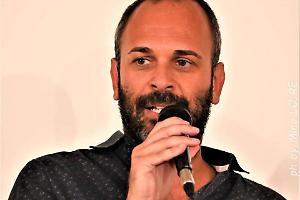 Rifiuti sulle spiagge, il sindaco D'Alfonso scrive a Decaro