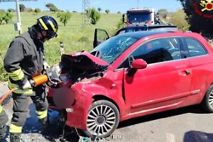 Schianto sulla Ostuni-Ceglie, muore una 21enne di Bisceglie