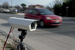 Altro che Fleximan, nel Salento gli autovelox vengono abbattuti a colpi di fucile