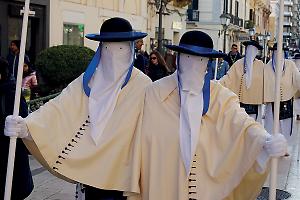 Turismo religioso, la Puglia cresce: agriturismi e cammini trainano i flussi