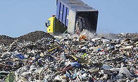 Discarica Palombara, il M5S aderisce al sit in contro la gestione dei rifiuti