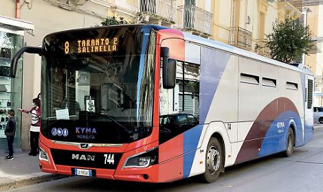 Un bus di Kyma mobilit&agrave;