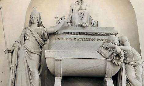 Cenotafio di dante in Santa Croce, a Firenze