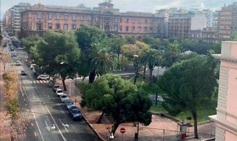 Sicurezza in piazza Garibaldi, chiesto l'intervento di Prefetto e Questore