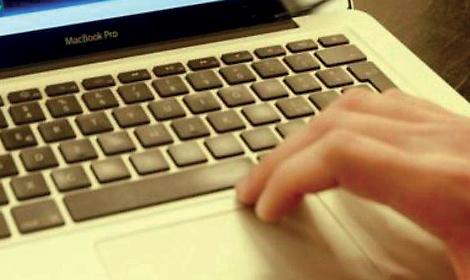 Truffa online da 13.000 euro: tre arresti, recuperati 5.400 euro in contanti