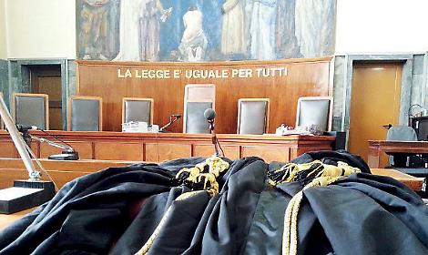 Assolta in Appello l&rsquo;ex insegnante &lsquo;zia Martina&rsquo;: cadono le accuse di pornografia minorile. Le motivazioni