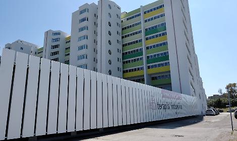 Brutale Aggressione in pieno centro, 58enne in rianimazione al Perrino