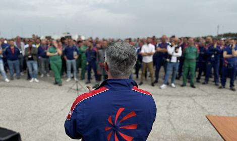 I sindacati: "Aerostrutture deve rimanere nella Leonardo"