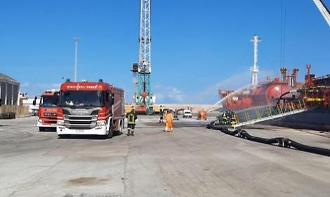 Esercitazione nel porto di Barletta