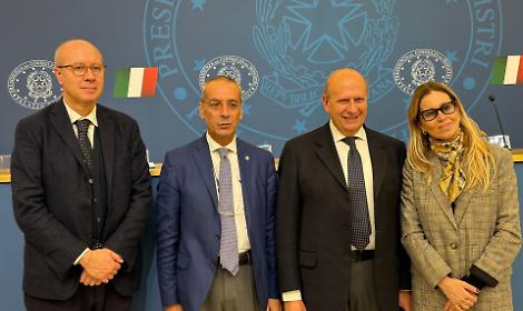 Tecnologie spaziali per l’ambiente, intesa su Taranto e Terra dei Fuochi