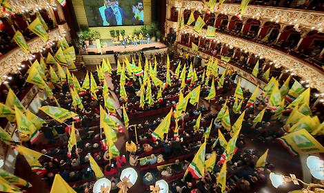 Agricoltori al Teatro Petruzzelli di Bari - foto di Nicola Miracapillo